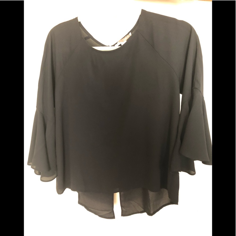 High low bell arm top